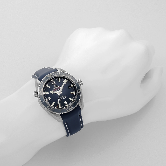 オメガ シーマスター プラネット オーシャン 600M コーアクシャル 232.92.42.21.03.001 新品 メンズ